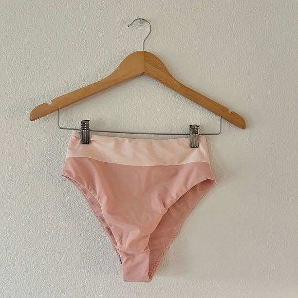 Tularosa Mack Bottom in Coral & Blush - Picture 2 of 5